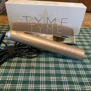 TYME Metallic Gold Hair Styling Tool. Original box and tested. Great for curls!